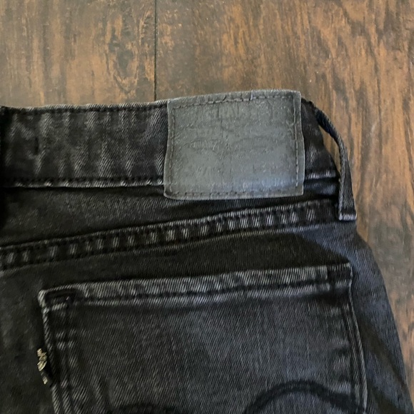 Black Levi Jeans - Picture 7 of 7